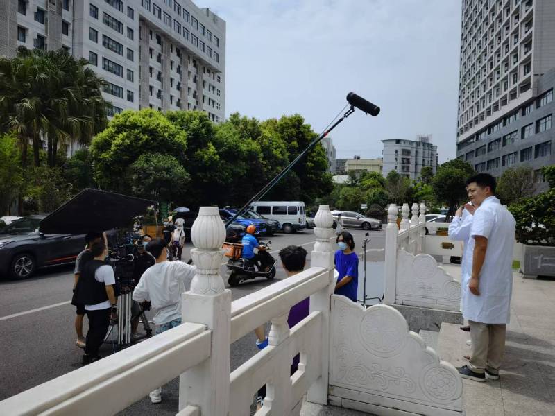六枝特区广告片拍摄公司低成本实现高规格制作的诀窍